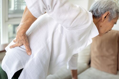 Symptômes de l'arthrose de la hanche chez les hommes
