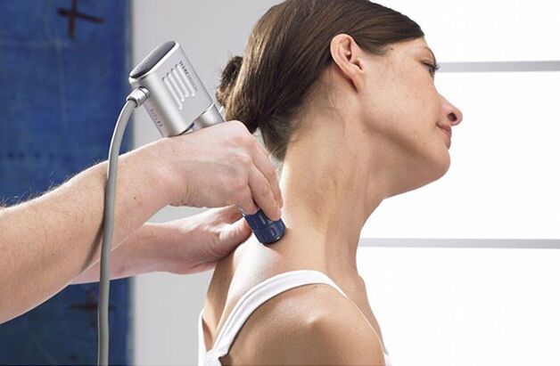 Thérapie par ondes de choc pour l'ostéochondrose de la colonne cervicale